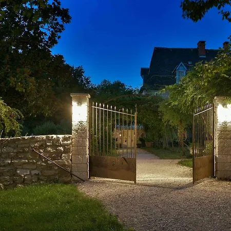 Le Prieuré Le Pavillon Hébergement de vacances *