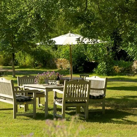 Le Prieure Le Pavillon