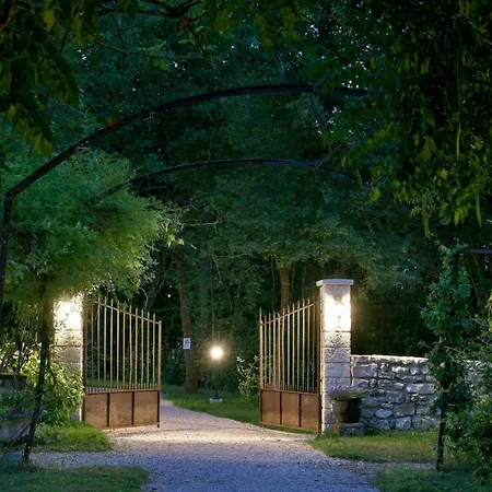 Ferienhaus Le Prieure Le Pavillon *